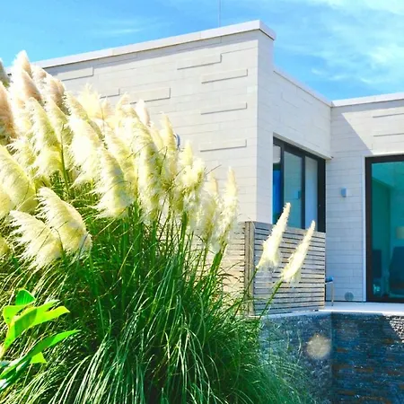 Prive Luxury With Private Pool